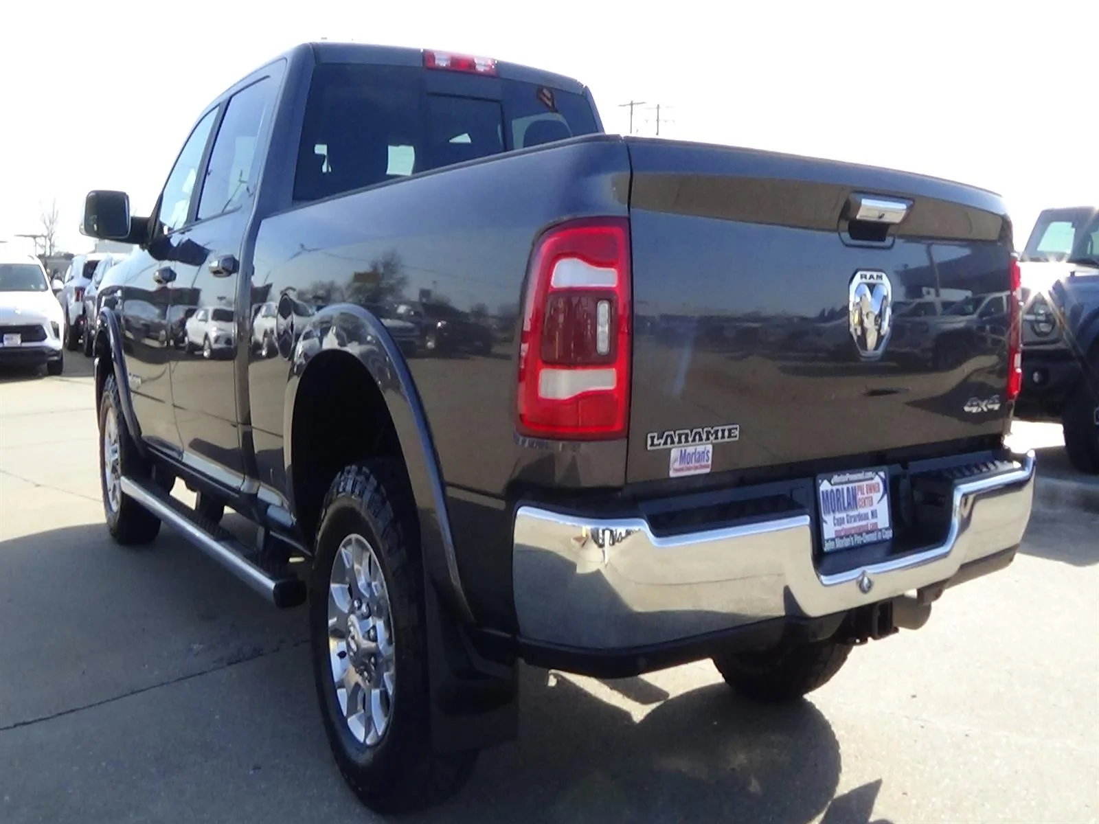 Certified Used 2021 Granite Crystal Metallic Clear Coat (pau) RAM Laramie image 8