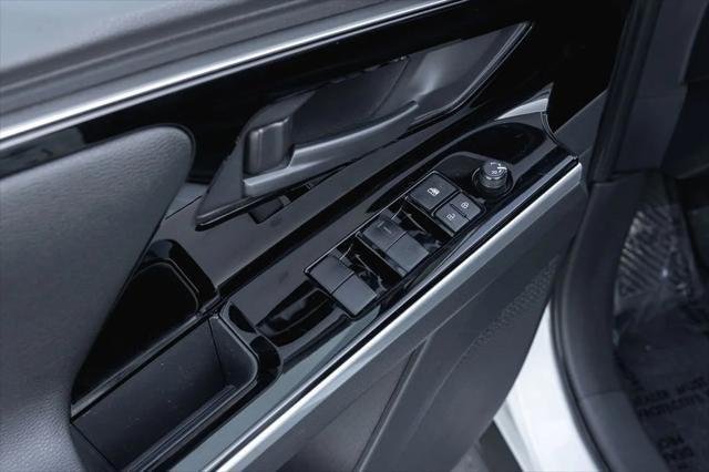 Certified Used 2023 WIND CHILL PEARL* Toyota  image 9