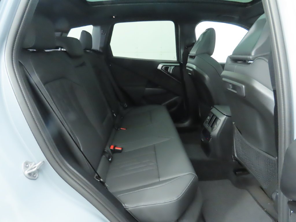 Used 2026 Gray Metallic BMW 30 xDrive image 23