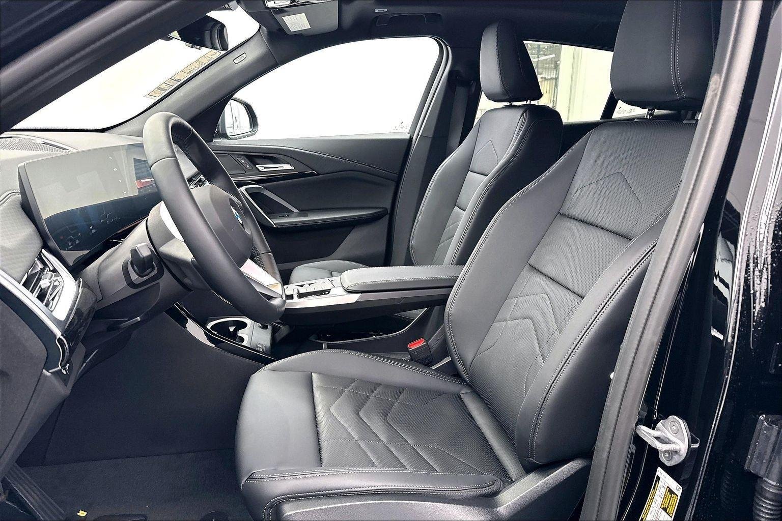 New 2026 Jet Black BMW xDrive28i image 14