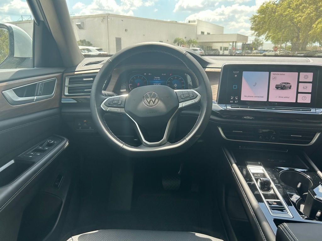 New 2026 White/off-white Volkswagen 2.0T SE w/Technology image 49