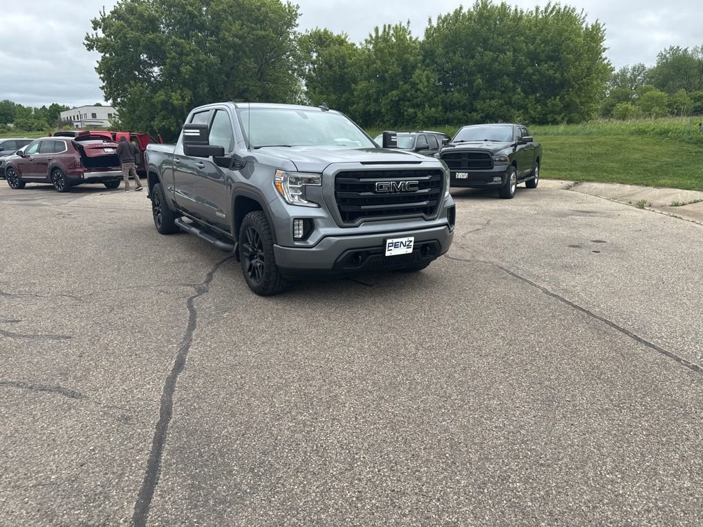 2020 GMC Sierra Elevation 4WD Crew Cab Short Box's photo