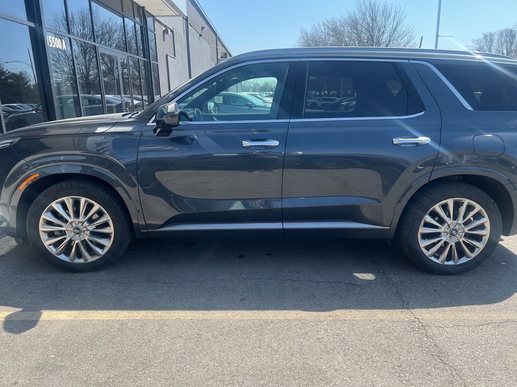 Used 2020 Hyundai Palisade Limited with VIN KM8R5DHE8LU032073 for sale in Kansas City