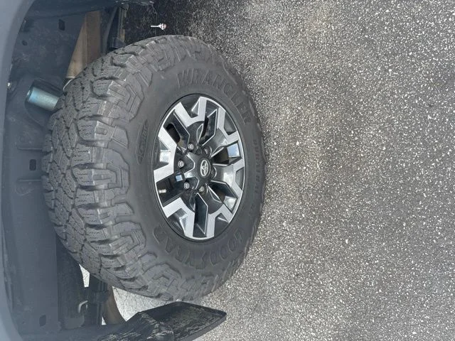 Used 2021  Toyota TRD Off-Road image 15