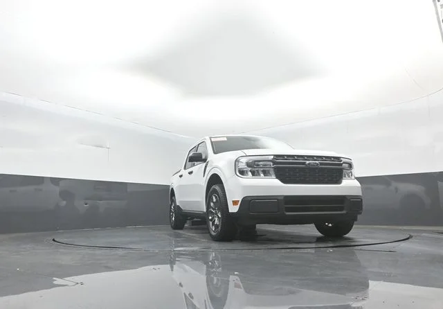 Used 2024 White Ford XLT image 35