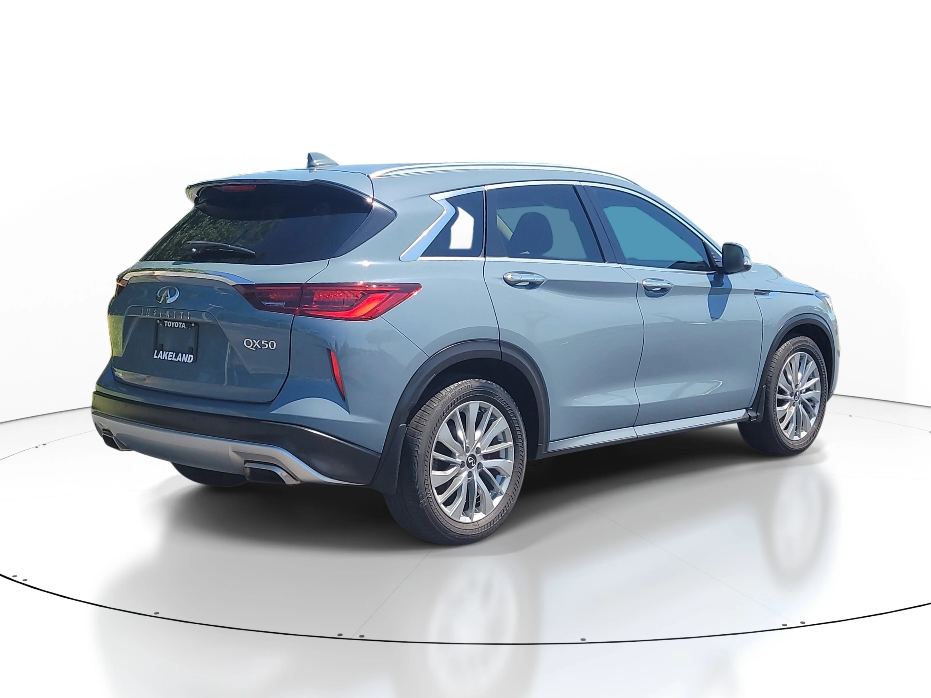 Used 2023 Slate Gray INFINITI LUXE image 6