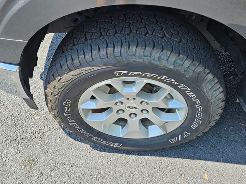 Used 2023 Carbonized Gray Metallic Ford XLT image 18