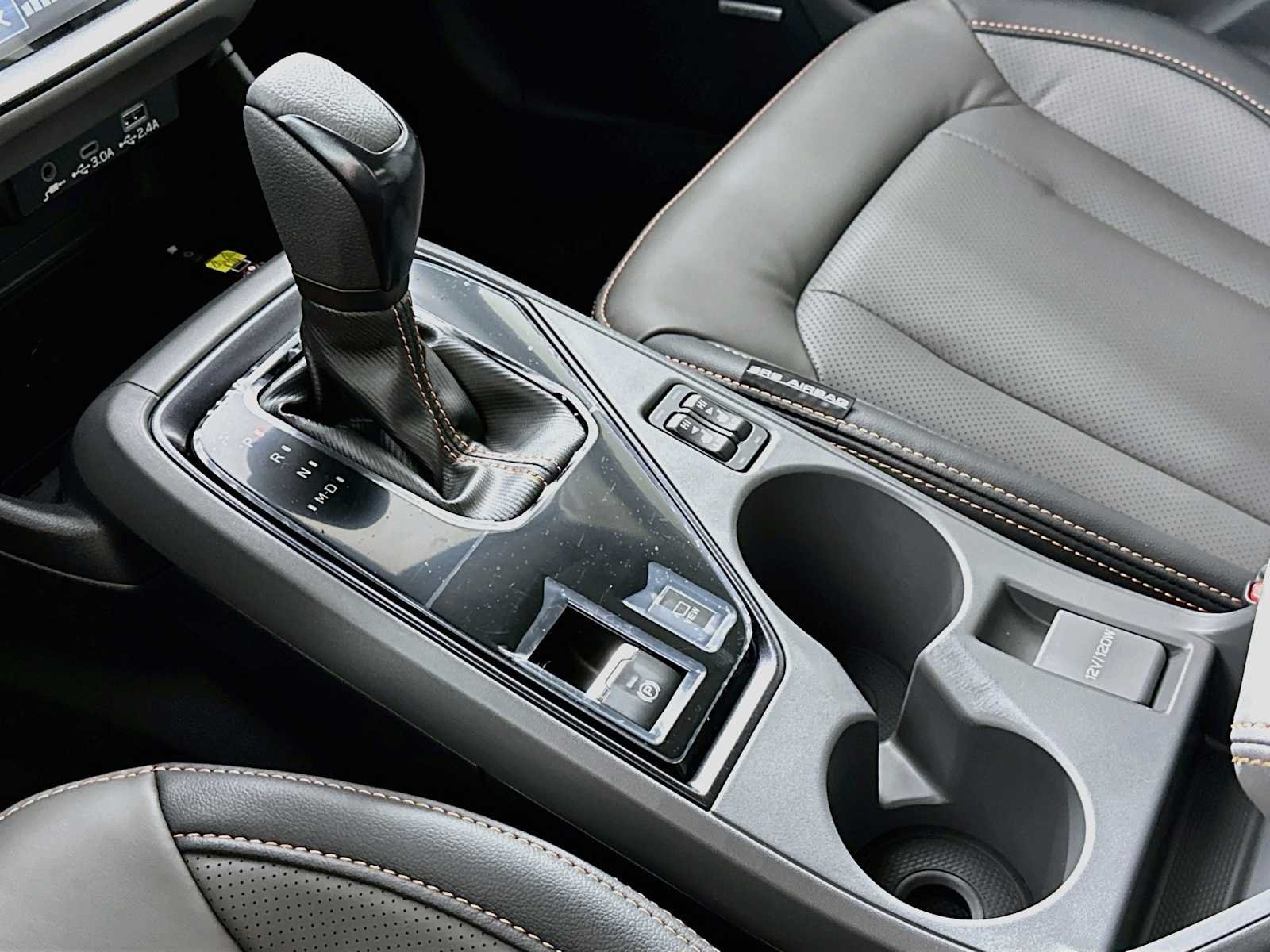 New 2026 CRYSTAL BLACK SILICA Subaru Limited Hybrid image 16