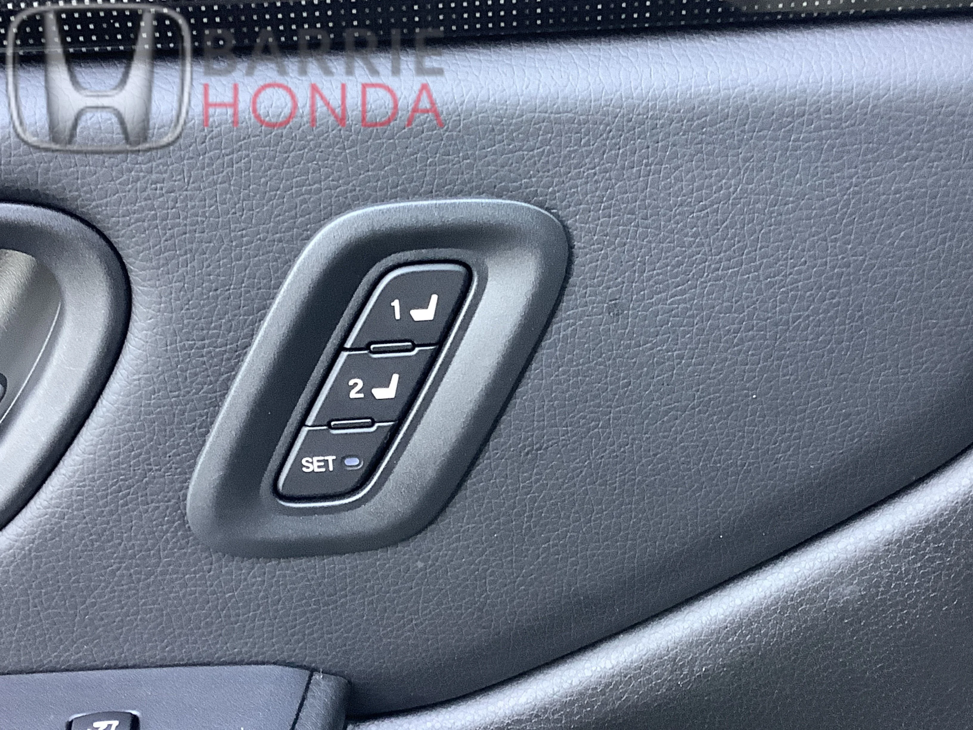 Used 2024 PLATINUM WHITE PEARL Honda Black Edition image 19