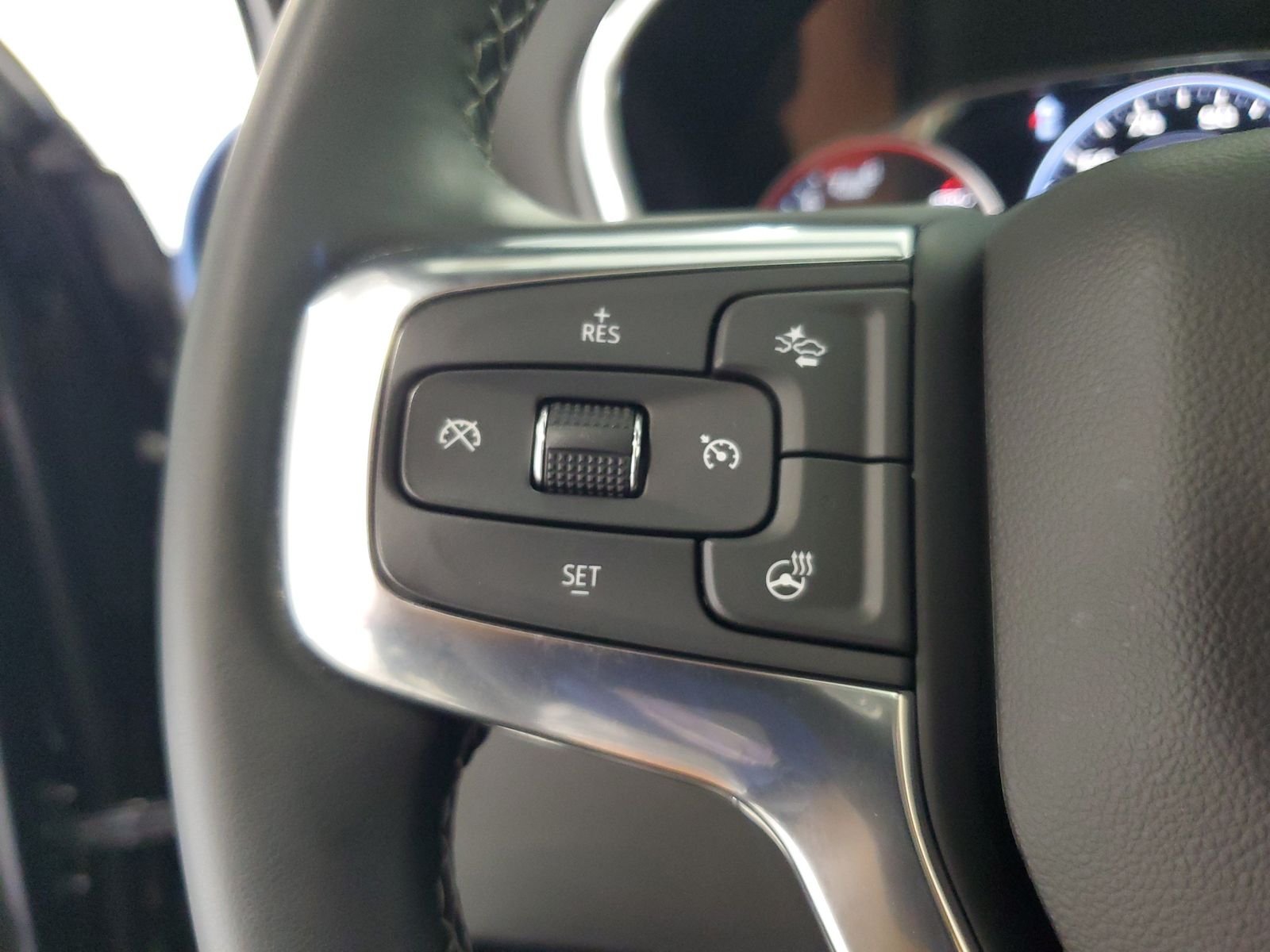 Used 2025 Black Chevrolet RS image 21
