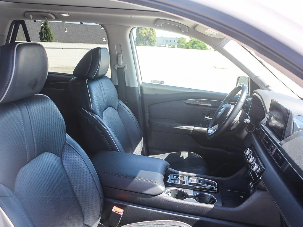 2023 Honda Pilot Elite - Photo 17