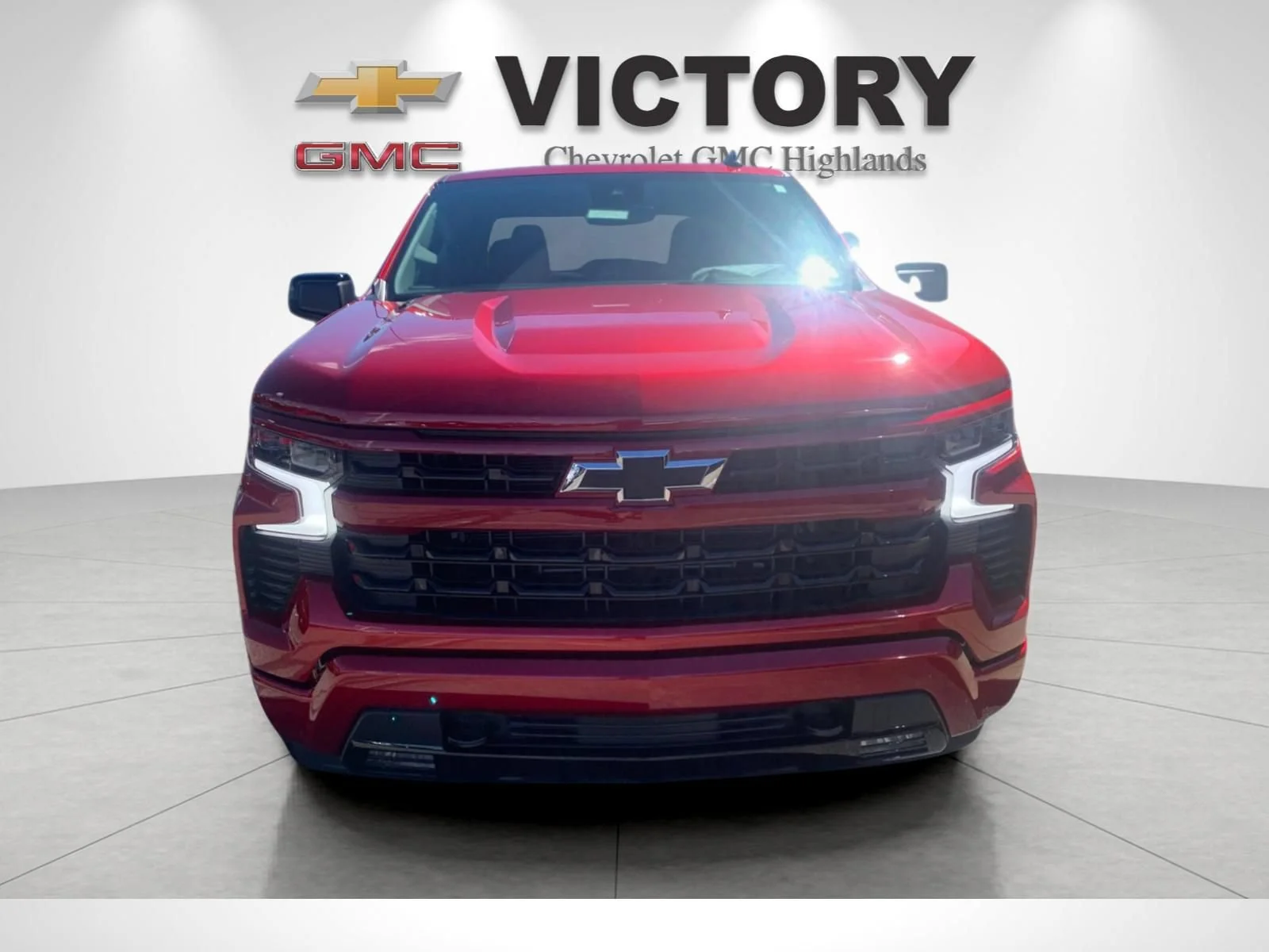 Used 2025 Radiant Red Tintcoat Chevrolet RST image 8