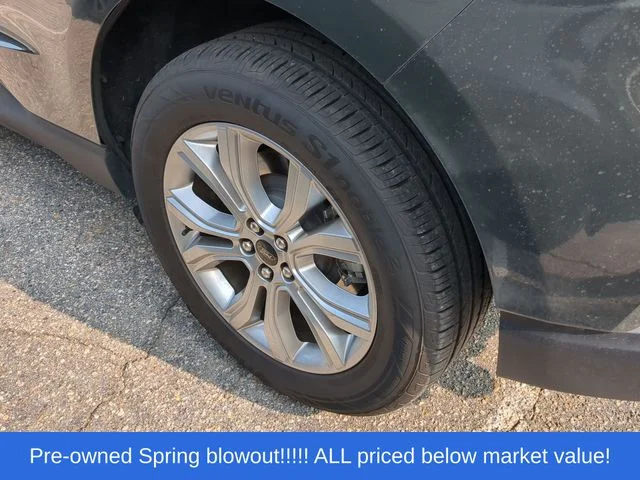 Used 2024 Green Ford Titanium image 14