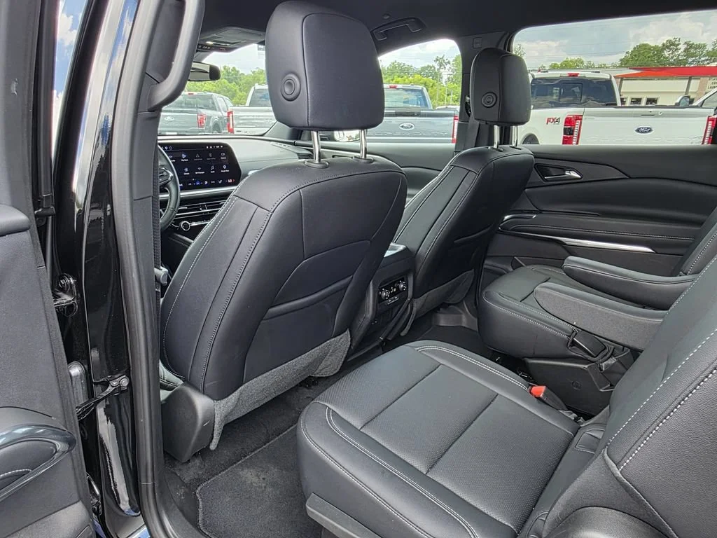 Used 2026 Mosaic Black Metallic Chevrolet LT image 14