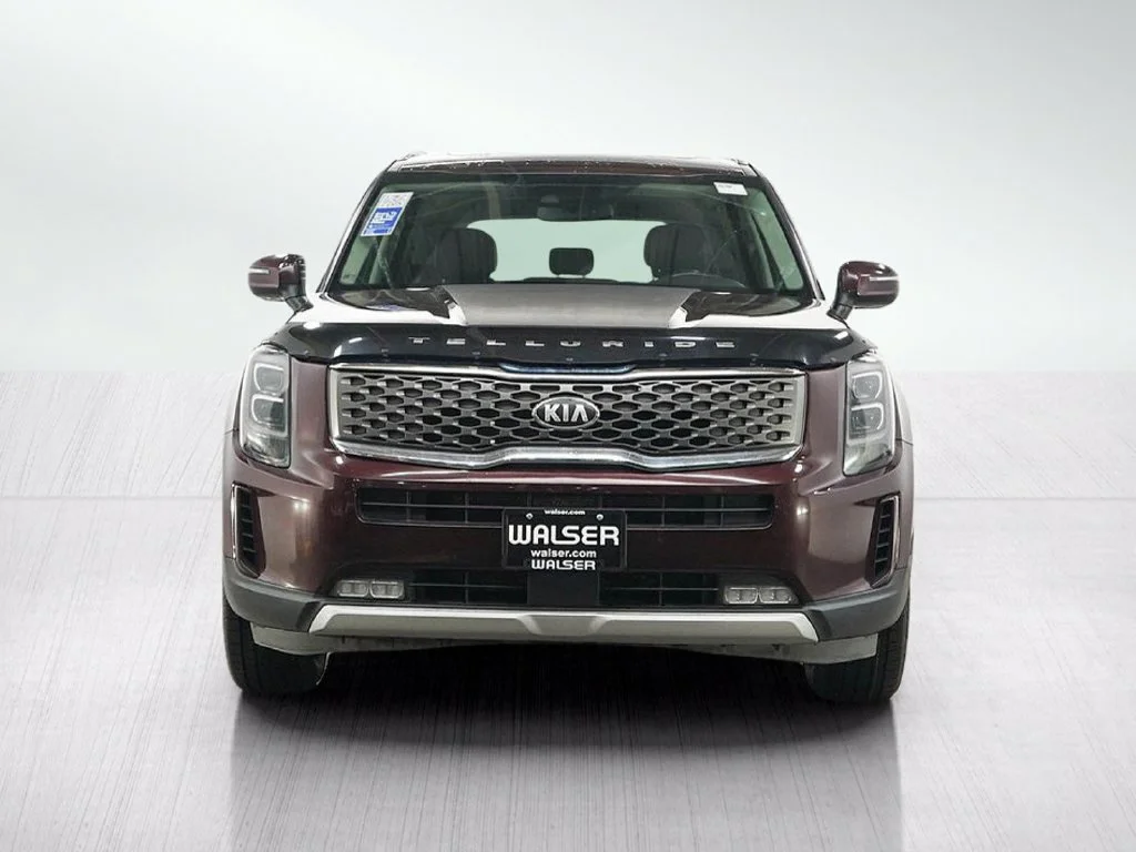 Used 2020 Maroon Kia EX image 9