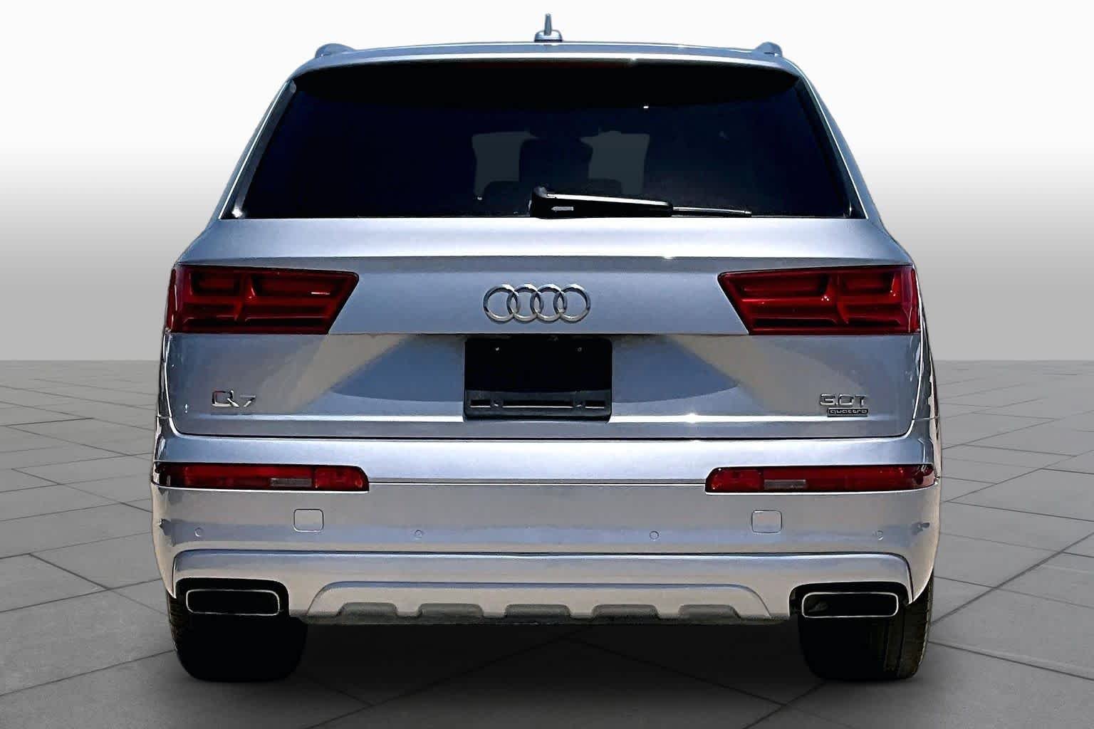 Used 2017 Florett Silver Metallic Audi Prestige image 5