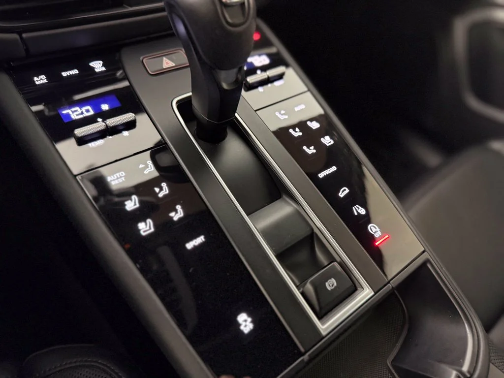 Certified Used 2022  Porsche  image 26