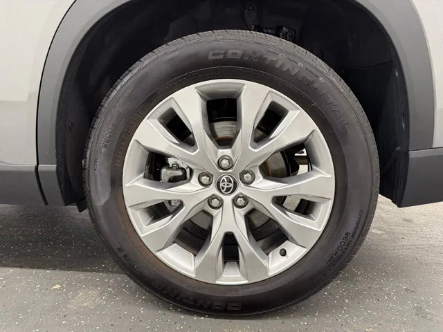 Certified Used 2025  Toyota Limited image 20