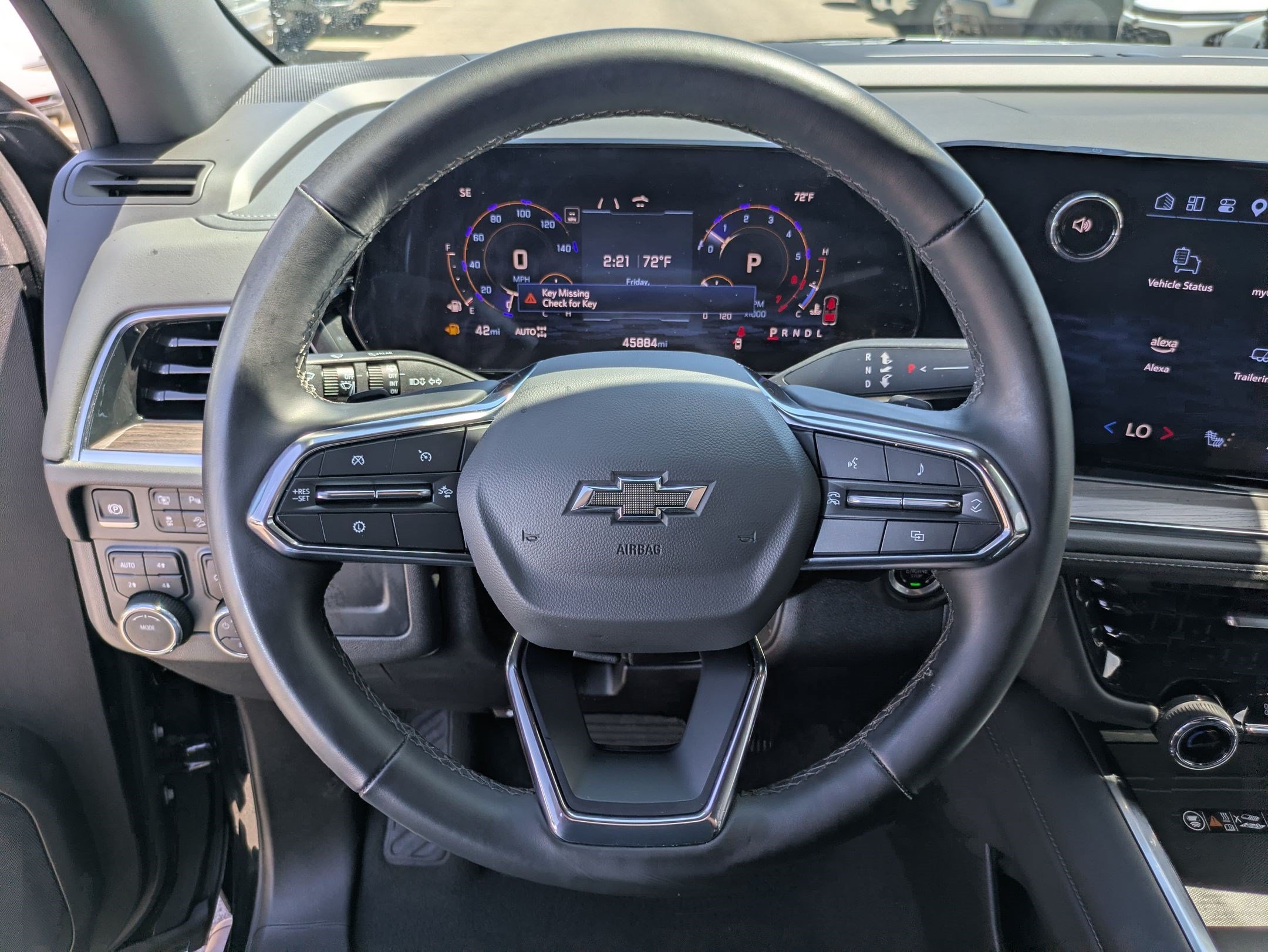 Used 2025 Black Chevrolet Z71 image 16