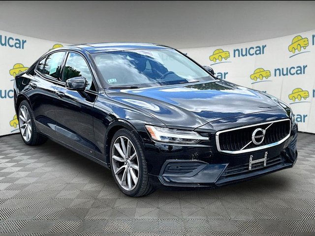 2019 Volvo S60 2019 Volvo S60 T6 Momentum 4D Sedan