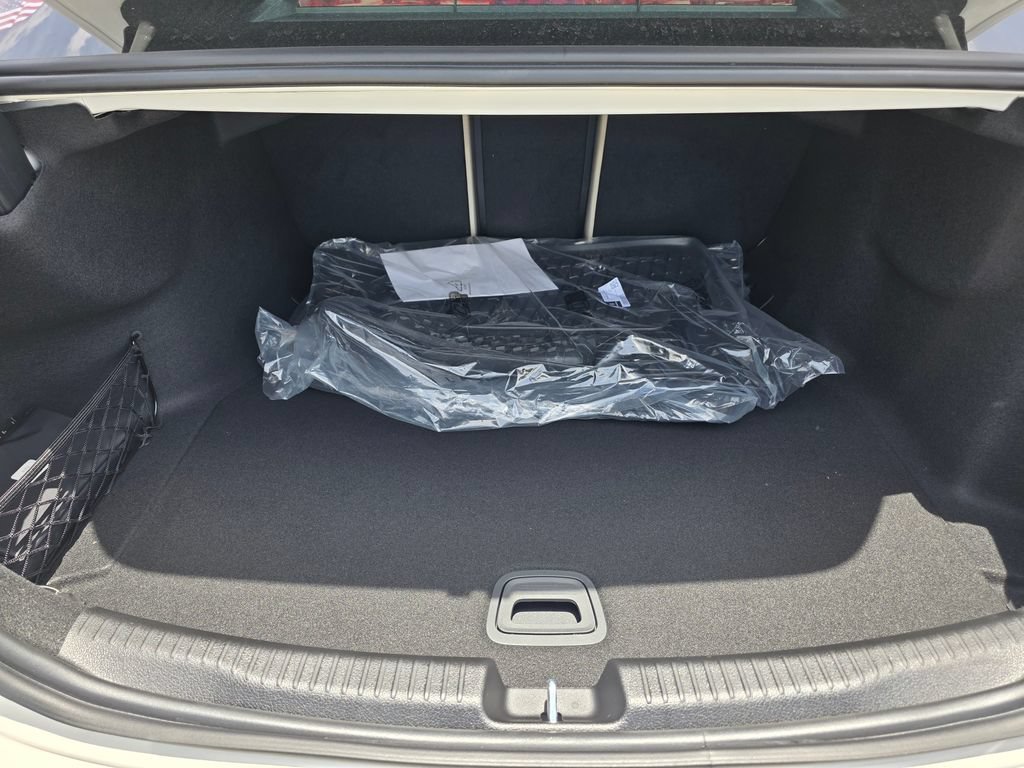 New 2026 Polar White Mercedes-Benz C 300 image 63