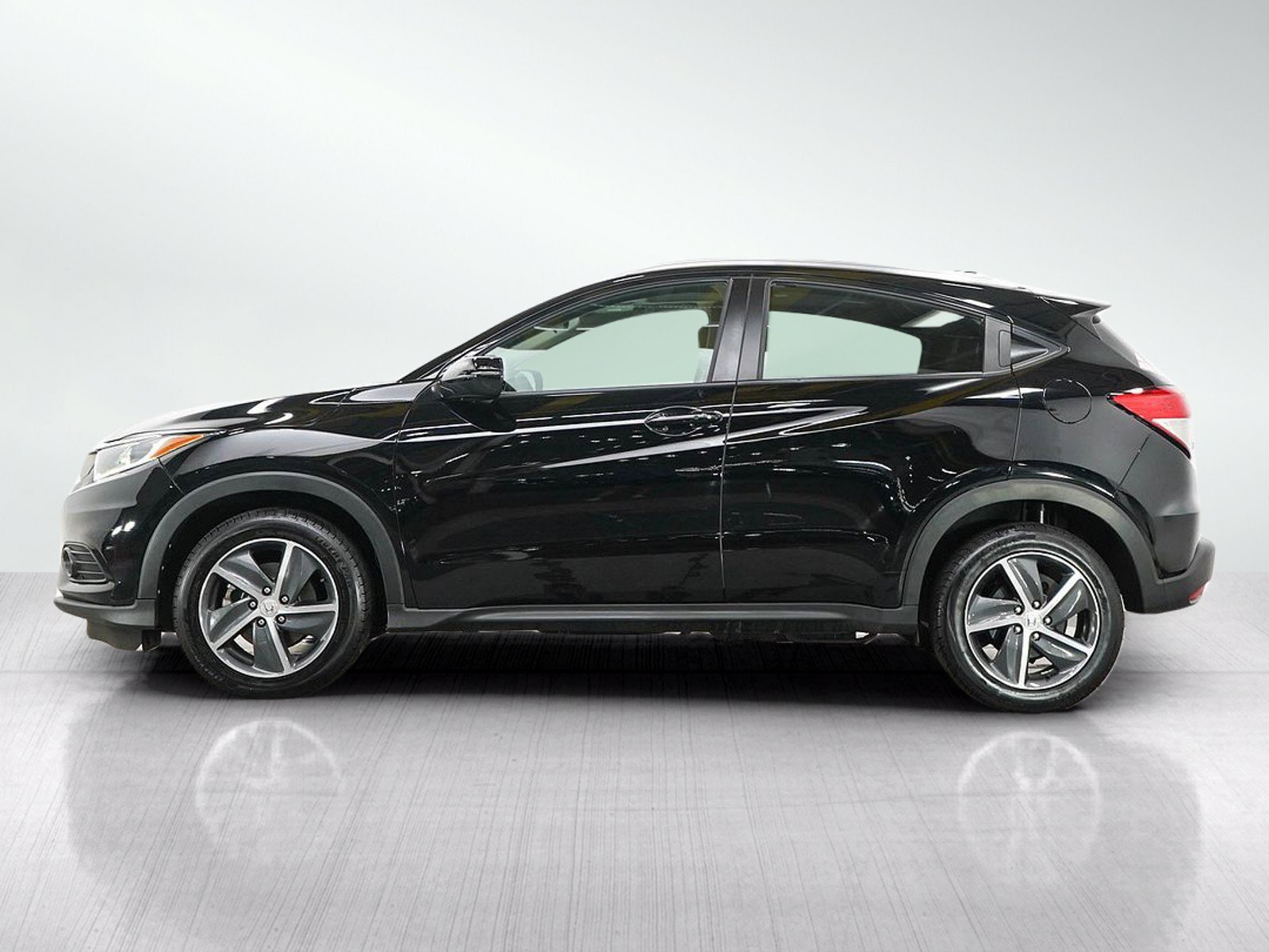 Used 2021 Honda HR-V EX with VIN 3CZRU6H51MM706079 for sale in Burnsville, Minnesota
