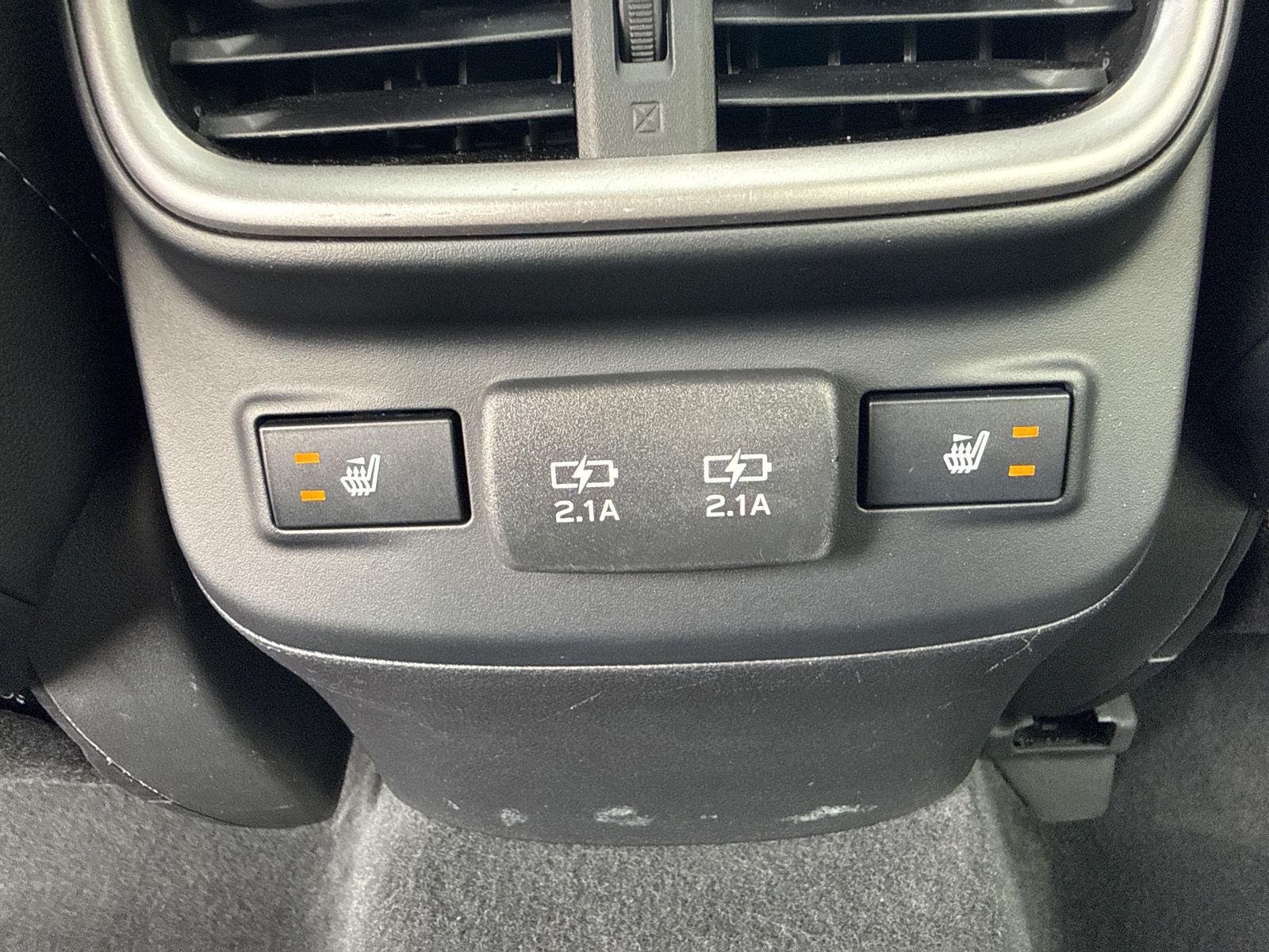Used 2022 Ice Silver Metallic Subaru Limited XT image 38