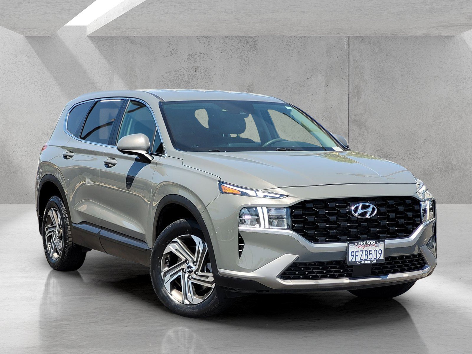 2023 Hyundai Santa Fe SE AWD photo