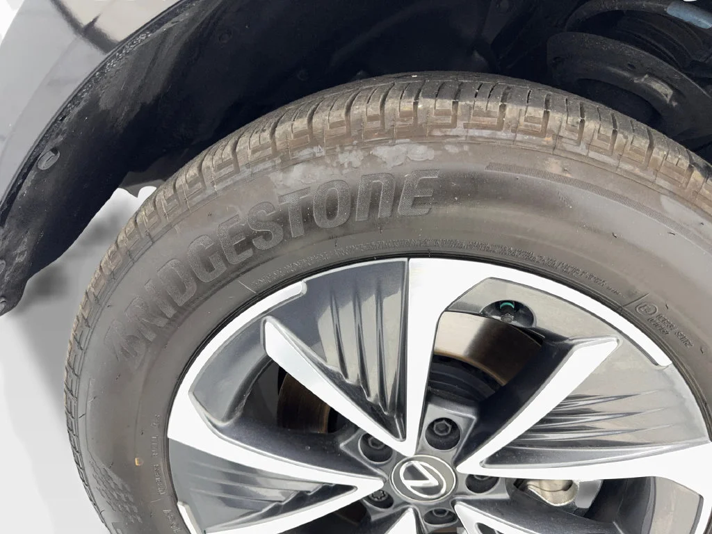 Used 2024 White Lexus 300e Premium image 81