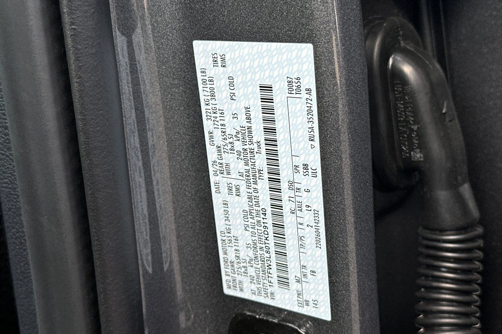 New 2026 Carbonized Gray Metallic Ford XLT image 28