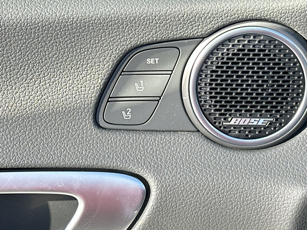 2025 Hyundai Sonata Hybrid Limited - Photo 12