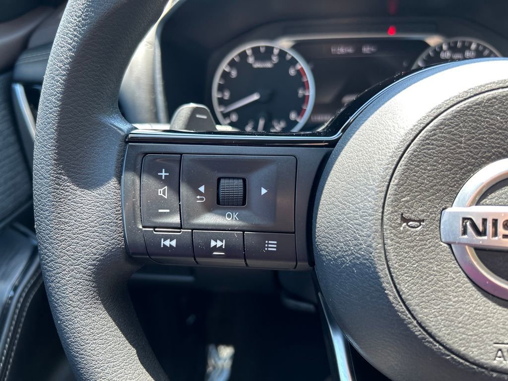 2021 Nissan Rogue SV - Photo 23