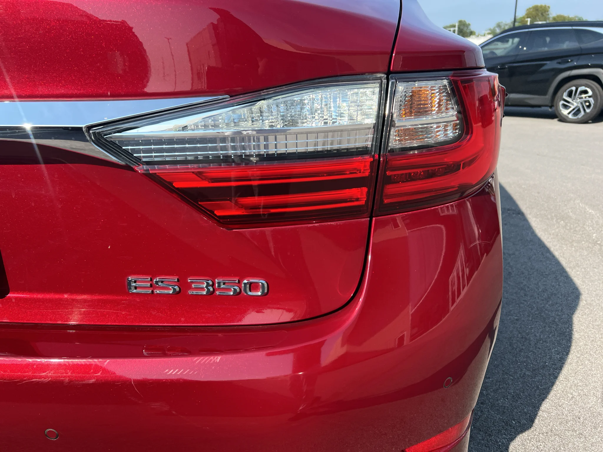 Used 2017 Matador Red Mica Lexus Base image 23