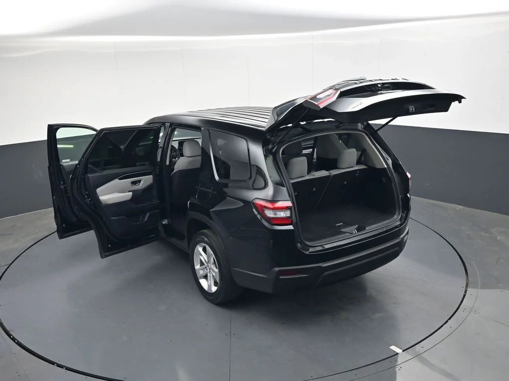 Used 2023 Crystal Black Pearl Honda LX image 42