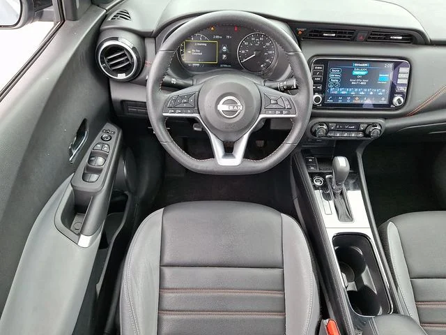 Used 2023 Gray Nissan SR image 13