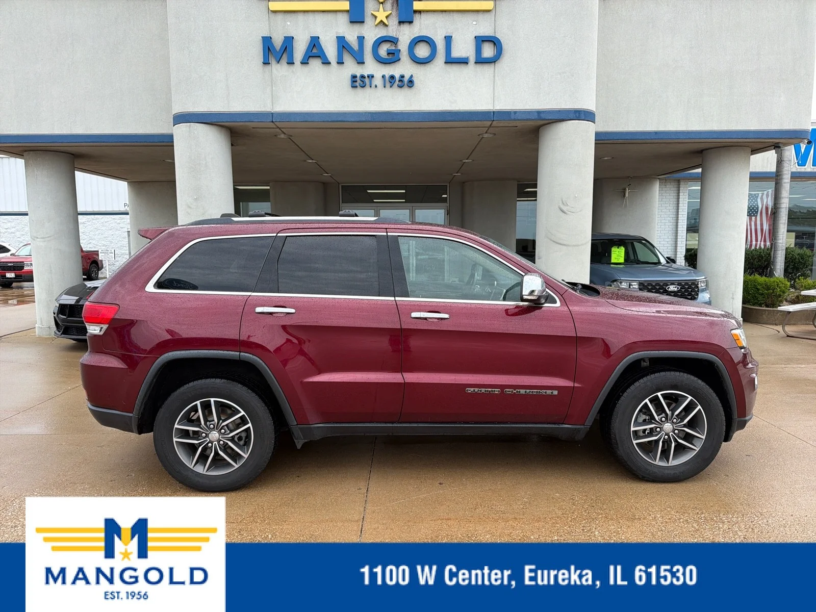 Used 2017 Velvet Red Pearlcoat Jeep Limited image 1