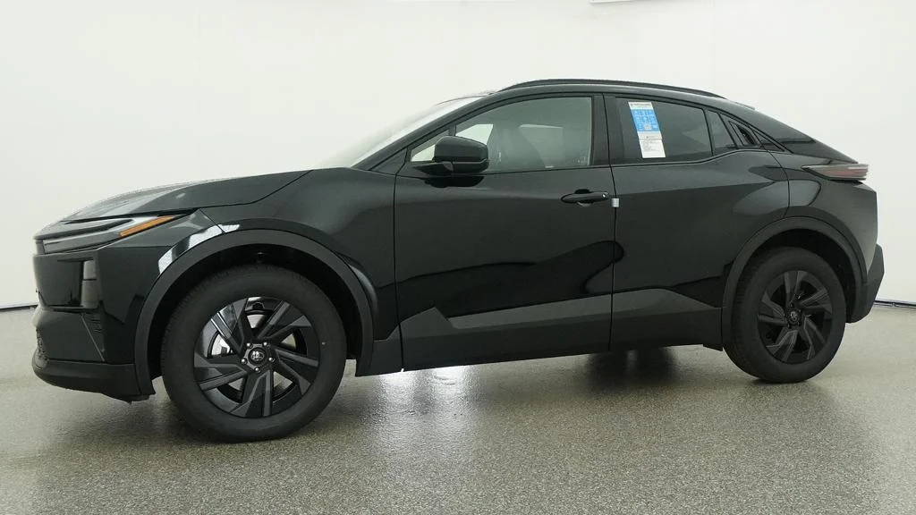 New 2026 Midnight Black Metallic Toyota SE image 15