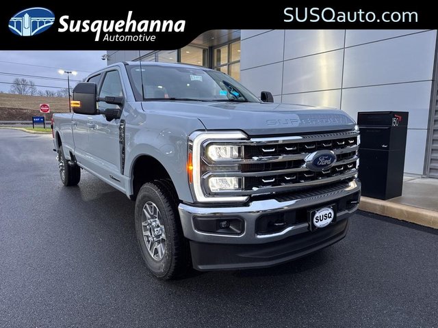 2026 Ford Super Duty LARIAT
