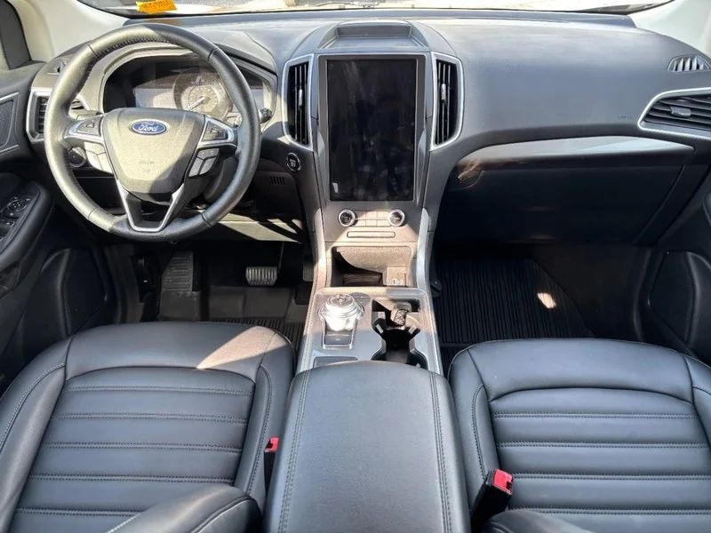 Used 2024 Black Ford SEL image 14