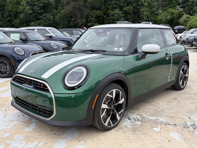 2026 MINI 2 Door Iconic