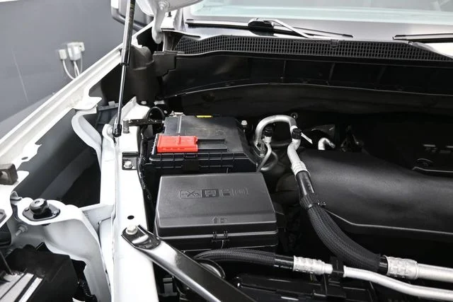 Used 2023 White Chevrolet LT image 28