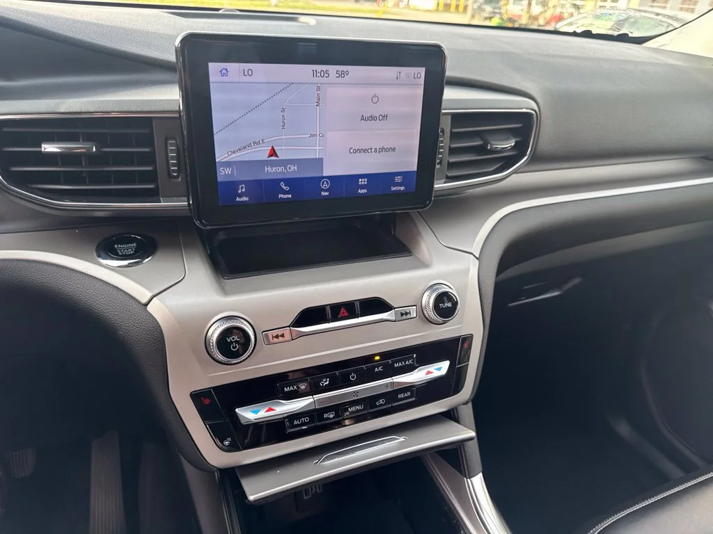Used 2022 White Metallic Ford XLT image 20