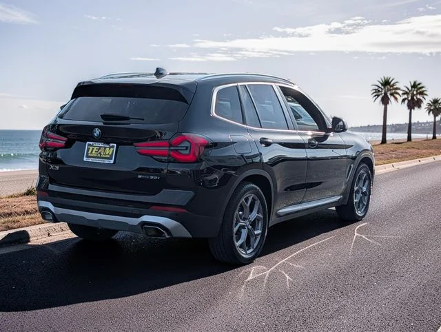 Used 2023 Black BMW sDrive30i image 5