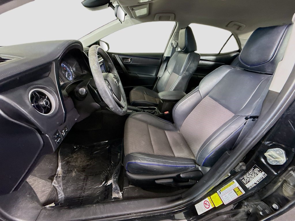 Used 2018 Black Sand Pearl Toyota SE image 17
