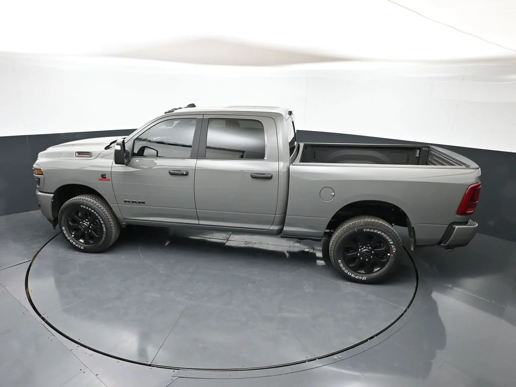 New 2026 Ceramic Gray Clear-Coat Exterior Paint RAM Big Horn image 48
