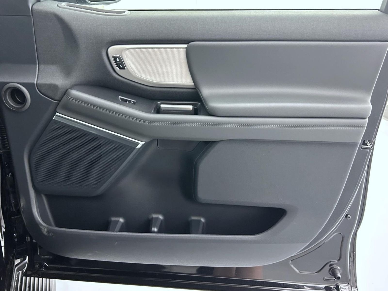 New 2026 Agate Black Metallic Ford Active image 16