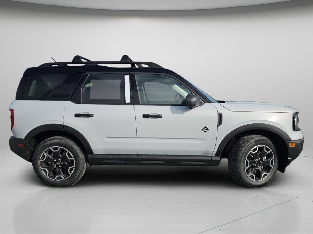 New 2026 Space White Metallic Ford Outer Banks image 25