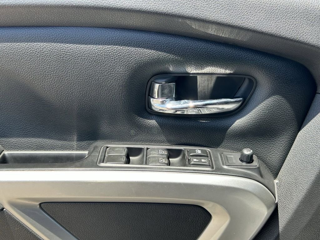 Used 2019 Silver Nissan SV image 20