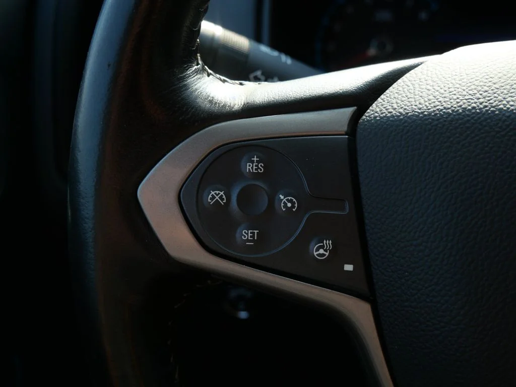 Certified Used 2022 Black Chevrolet Z71 image 18