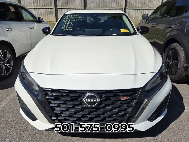 Certified Used 2024 White Nissan 2.5 SR image 6